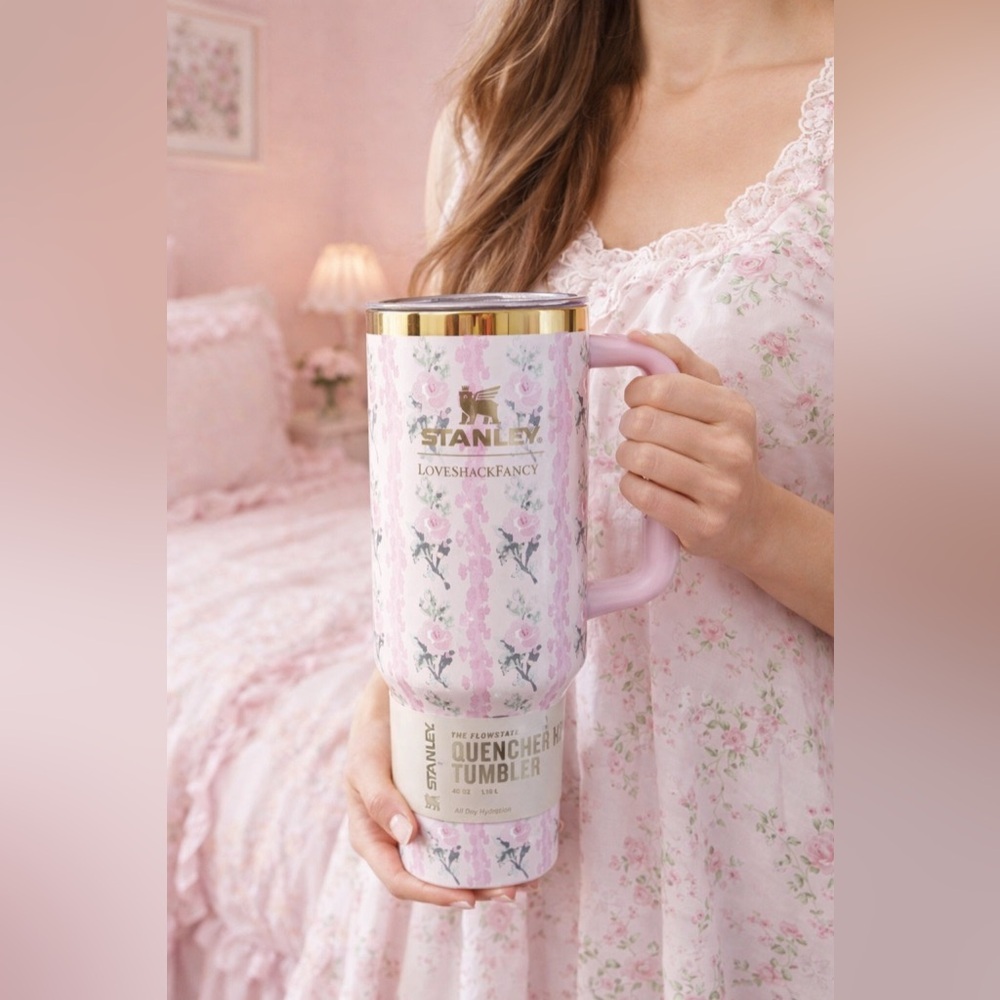 Stanley x LoveShackFancy QUENCHER 40oz 1.18L Tumbler Blooming Heirloom New Straw
